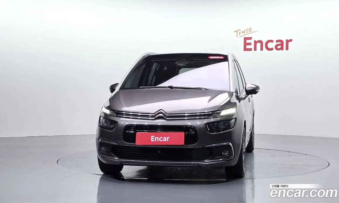 Citroen C4 Picasso 2018 1.6 автомат (гидро), фото 2 Citroen C4 Picasso 2018 1.6 автомат (гидро), фото 2
