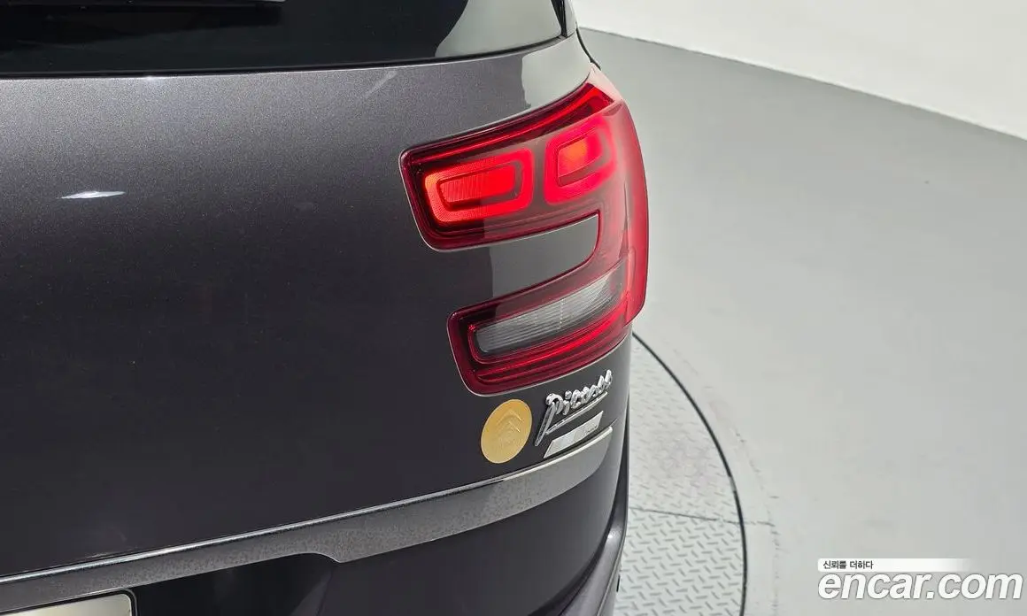 Citroen C4 Picasso 2018 1.6 автомат (гидро), фото 8 Citroen C4 Picasso 2018 1.6 автомат (гидро), фото 8
