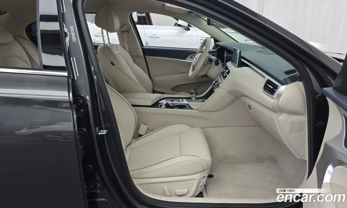 Genesis G70 2025 2.5 автомат (гидро), фото 16 Genesis G70 2025 2.5 автомат (гидро), фото 16