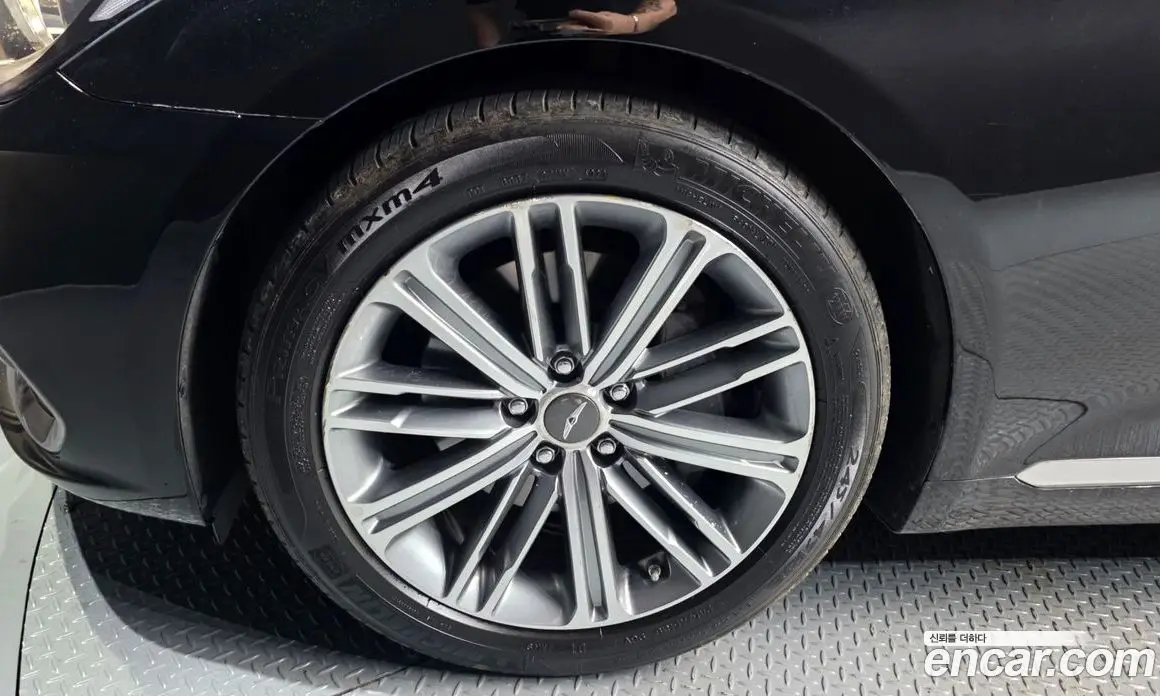 Genesis G80 2017 3.3 автомат (гидро), фото 5 Genesis G80 2017 3.3 автомат (гидро), фото 5