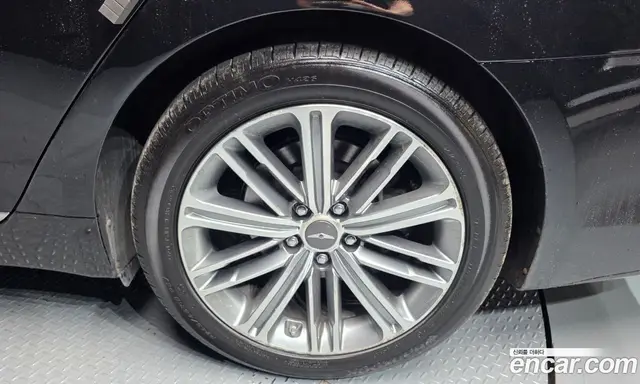 Genesis G80 2017 3.3 автомат (гидро), миниатюра 7 Genesis G80 2017 3.3 автомат (гидро), миниатюра 7