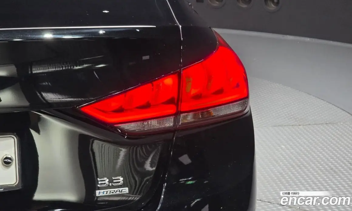 Genesis G80 2017 3.3 автомат (гидро), фото 9 Genesis G80 2017 3.3 автомат (гидро), фото 9