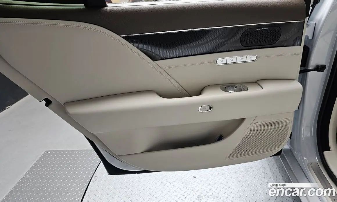 Genesis G90 2025 3.5 автомат (гидро), фото 15