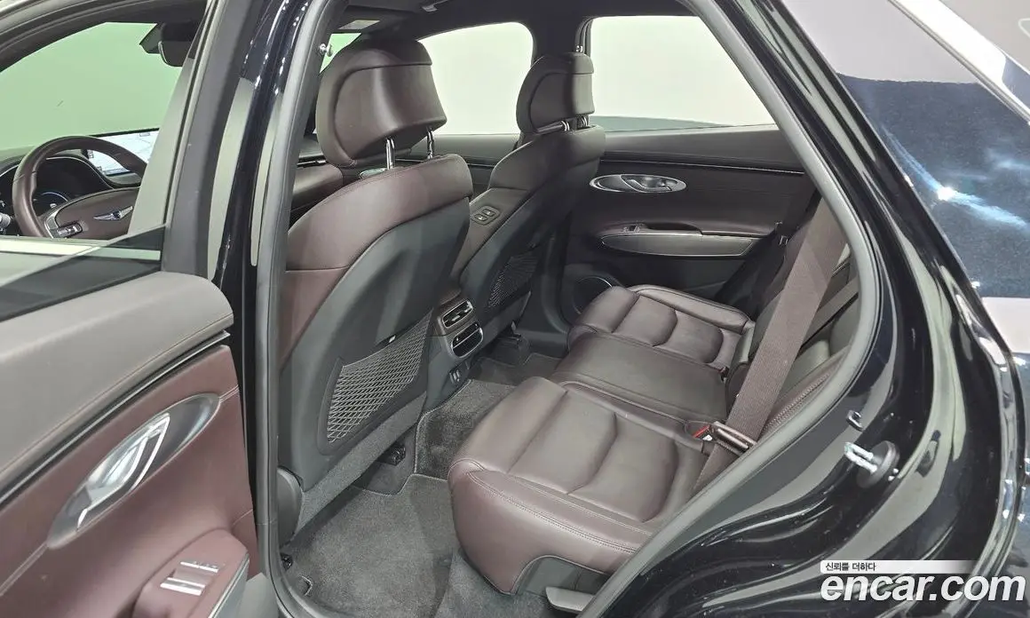 Genesis GV70 2021 2.2 автомат (гидро), фото 17