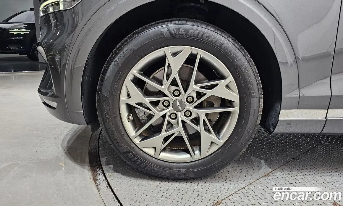 Genesis GV70 2022 2.5 автомат (гидро), фото 5 Genesis GV70 2022 2.5 автомат (гидро), фото 5