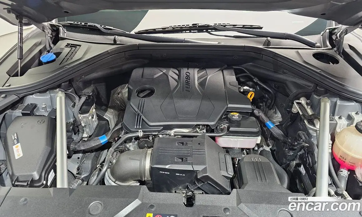 Genesis GV70 2022 2.5 автомат (гидро), фото 6 Genesis GV70 2022 2.5 автомат (гидро), фото 6