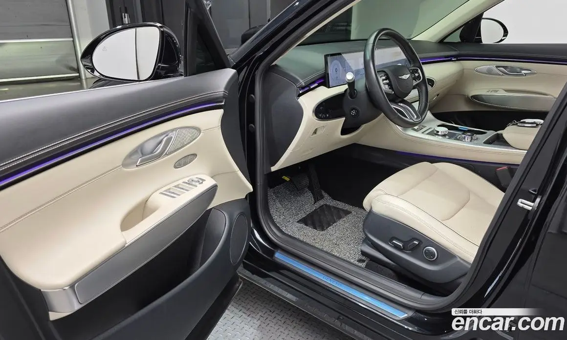 Genesis GV70 2024 2.5 автомат (гидро), фото 13 Genesis GV70 2024 2.5 автомат (гидро), фото 13