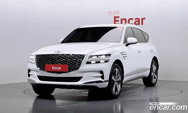 Genesis GV80, 2023, 64 124 км