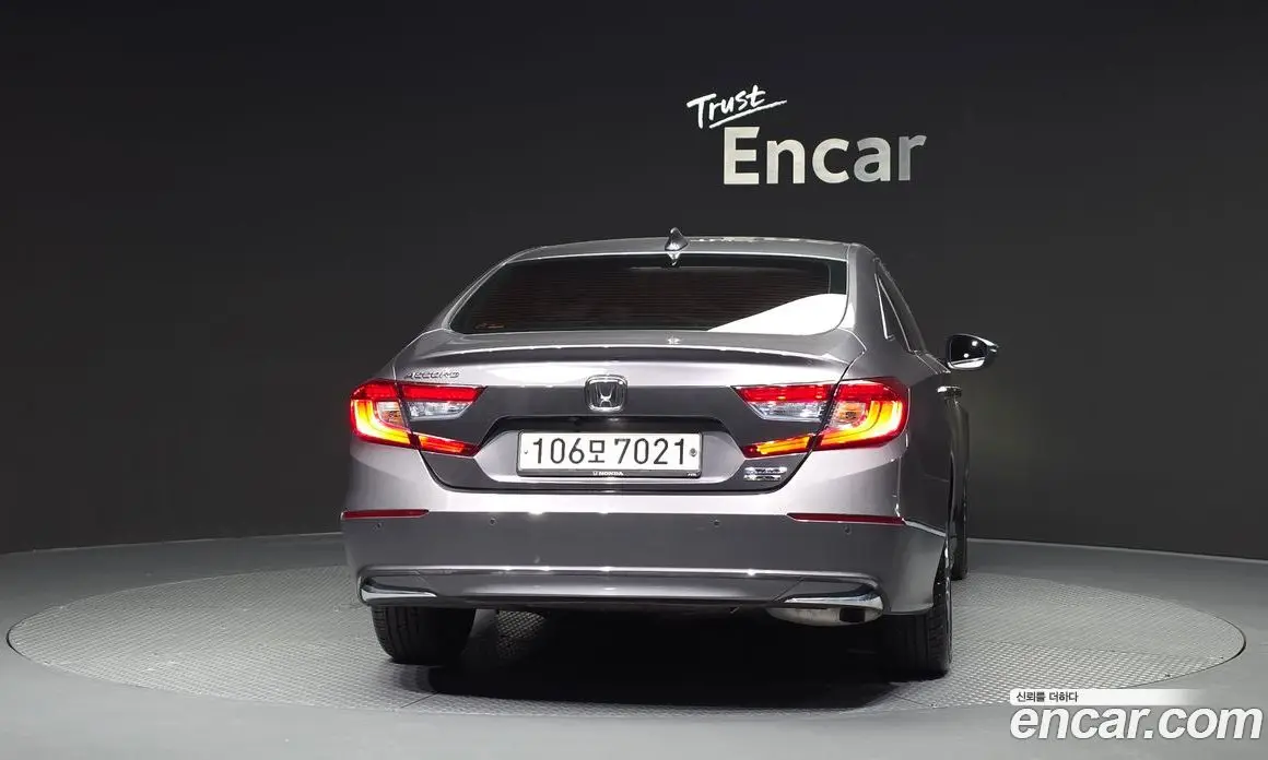 Honda Accord 2018 2.0 автомат (гидро), фото 4 Honda Accord 2018 2.0 автомат (гидро), фото 4