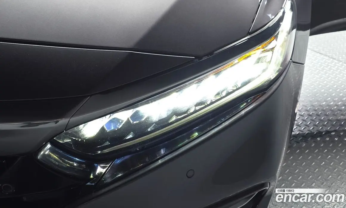 Honda Accord 2018 2.0 автомат (гидро), фото 8 Honda Accord 2018 2.0 автомат (гидро), фото 8