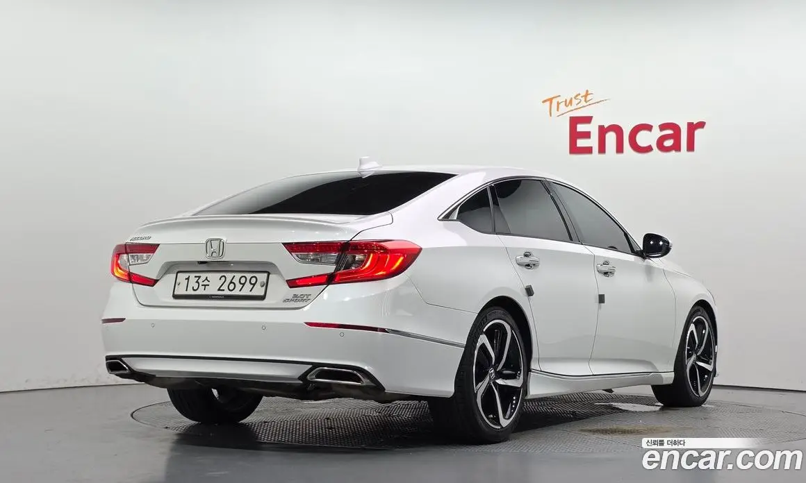 Honda Accord 2019 2.0 автомат (гидро), фото 1 Honda Accord 2019 2.0 автомат (гидро), фото 1