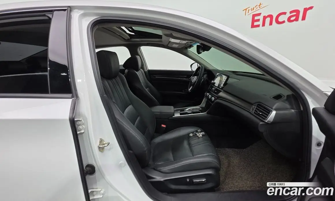 Honda Accord 2019 2.0 автомат (гидро), фото 12 Honda Accord 2019 2.0 автомат (гидро), фото 12