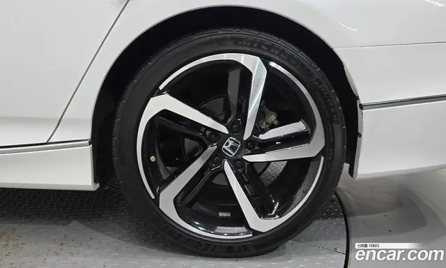 Honda Accord 2019 2.0 автомат (гидро), миниатюра 6 Honda Accord 2019 2.0 автомат (гидро), миниатюра 6