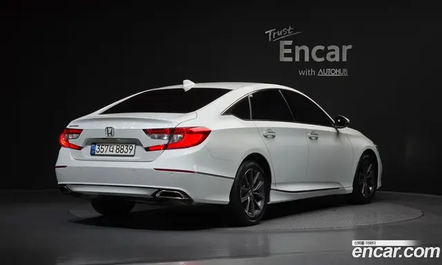 Honda Accord 2021 1.5 автомат (гидро), миниатюра 2