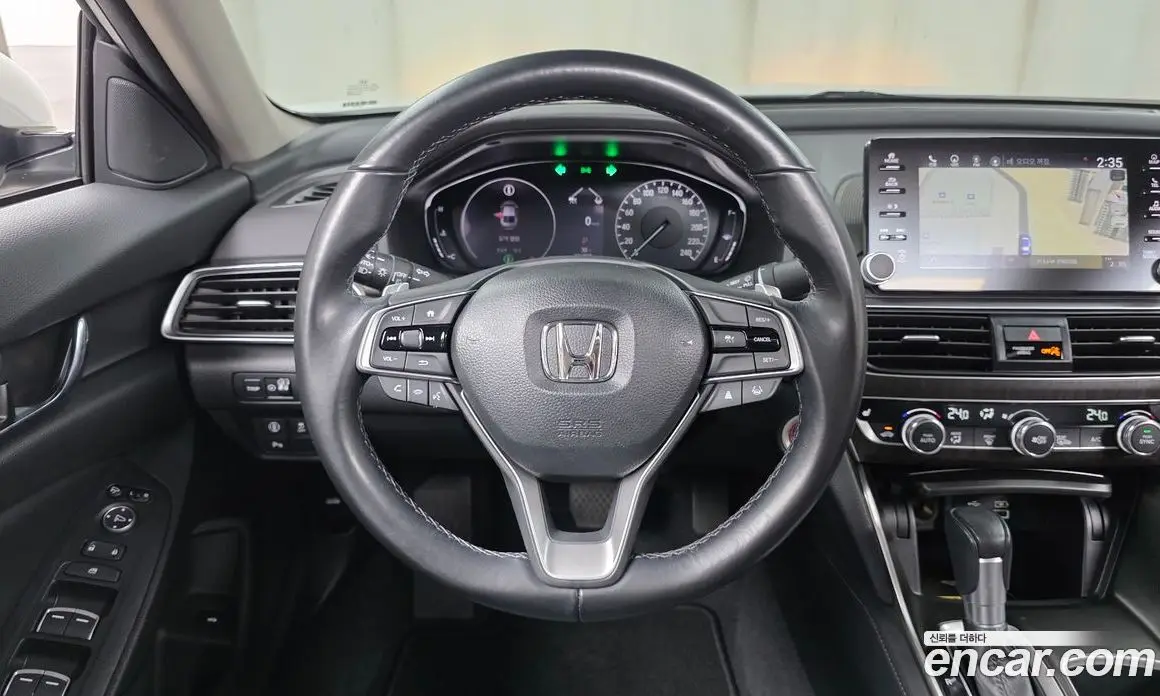 Honda Accord 2021 1.5 автомат (гидро), фото 20