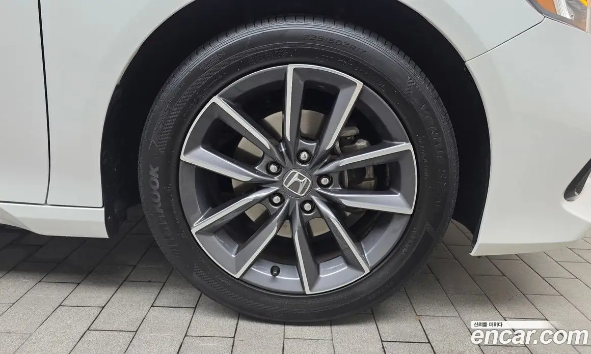 Honda Accord 2021 1.5 автомат (гидро), фото 7
