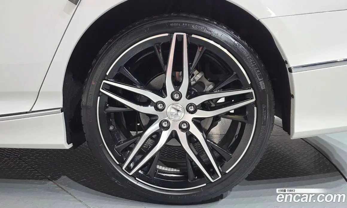 Honda Accord 2022 2.0 автомат (гидро), фото 6