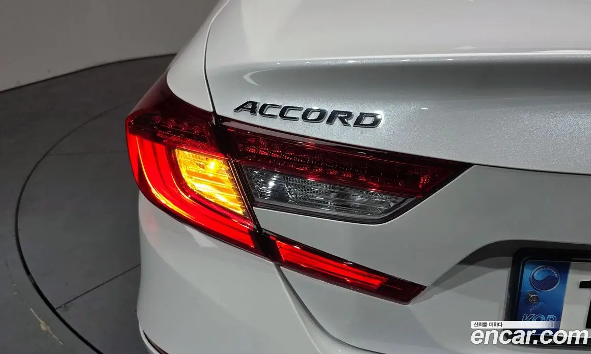 Honda Accord 2022 2.0 автомат (гидро), фото 8