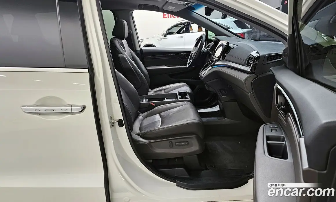 Honda Odyssey 2018 3.5 автомат (гидро), фото 16