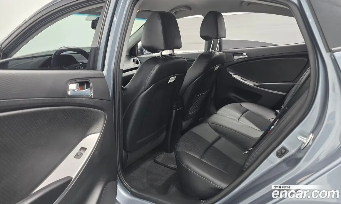 Hyundai Accent 2018 1.4 автомат (гидро), фото 16 Hyundai Accent 2018 1.4 автомат (гидро), фото 16