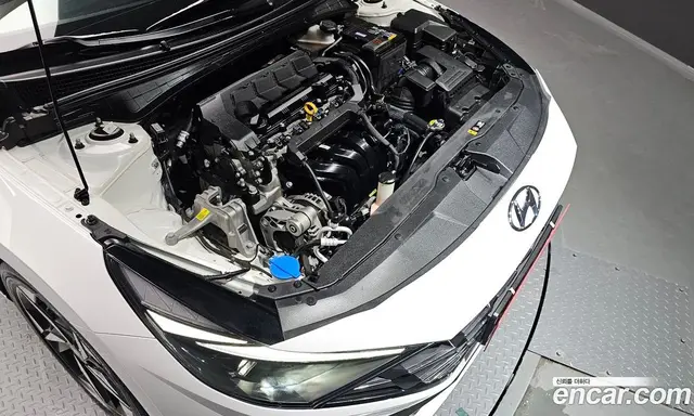 Hyundai Avante 2020 1.6 автомат (гидро), миниатюра 6 Hyundai Avante 2020 1.6 автомат (гидро), миниатюра 6