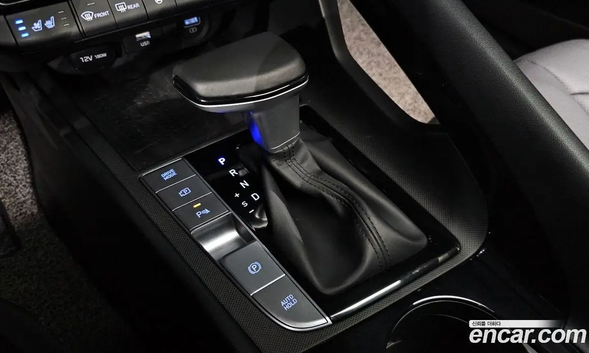 Hyundai Avante 2020 1.6 автомат (гидро), фото 12