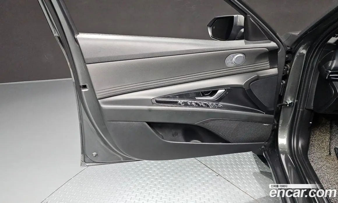 Hyundai Avante 2020 1.6 автомат (гидро), фото 14