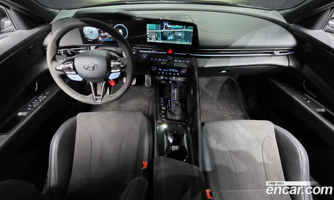 Hyundai Avante 2024 2.0 автомат (гидро), фото 10 Hyundai Avante 2024 2.0 автомат (гидро), фото 10