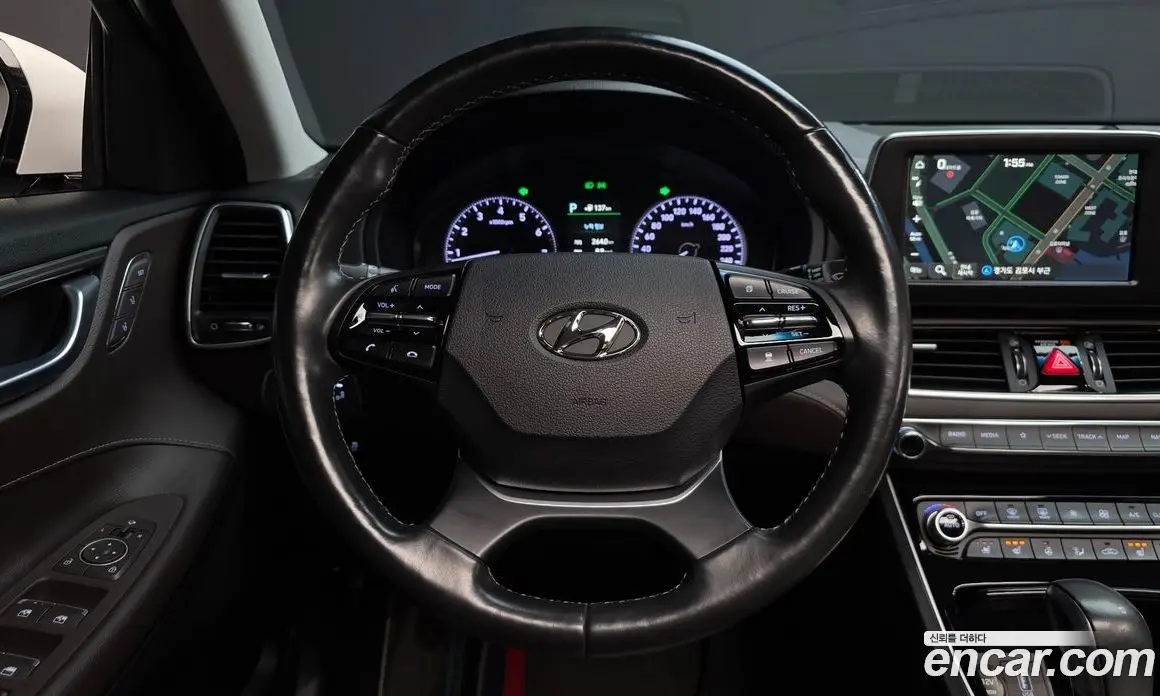 Hyundai Grandeur 2019 2.4 автомат (гидро), фото 19