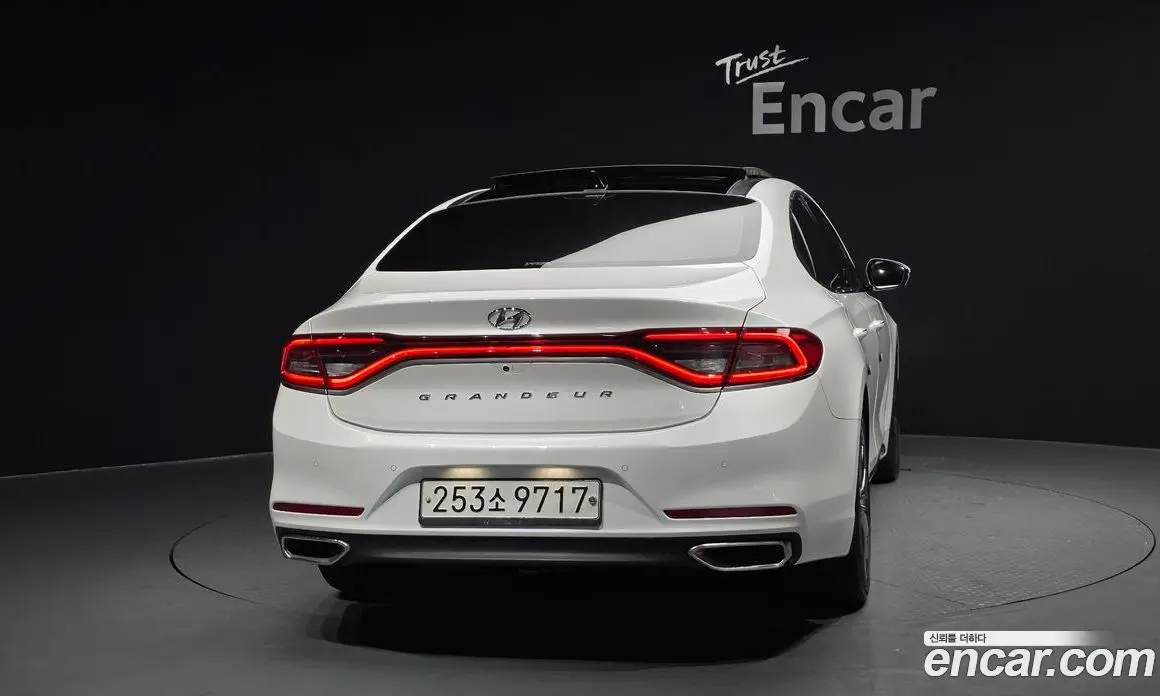 Hyundai Grandeur 2019 2.4 автомат (гидро), фото 4