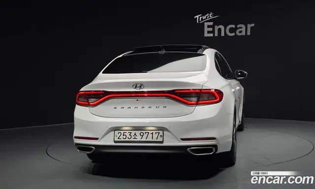 Hyundai Grandeur 2019 2.4 автомат (гидро), миниатюра 4