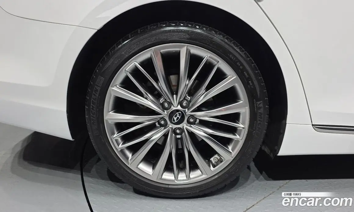 Hyundai Grandeur 2019 2.4 автомат (гидро), фото 5