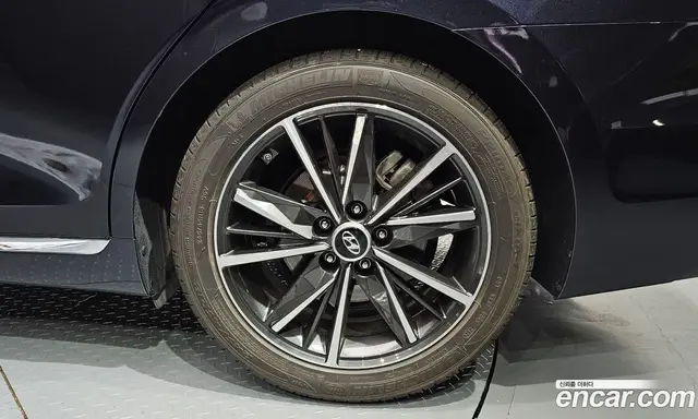 Hyundai Grandeur 2020 2.5 автомат (гидро), миниатюра 7 Hyundai Grandeur 2020 2.5 автомат (гидро), миниатюра 7