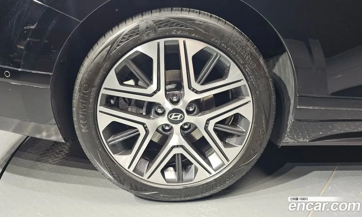 Hyundai Grandeur 2023 2.5 автомат (гидро), фото 4 Hyundai Grandeur 2023 2.5 автомат (гидро), фото 4