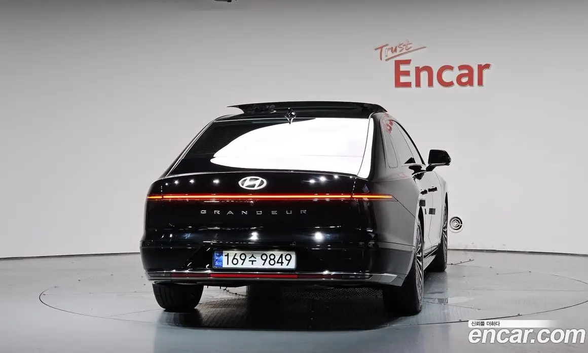 Hyundai Grandeur 2023 1.6 автомат (гидро), фото 3