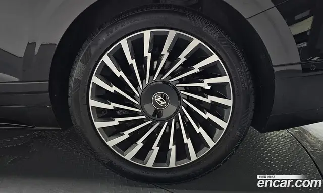 Hyundai Grandeur 2023 1.6 автомат (гидро), миниатюра 6