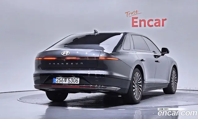 Hyundai Grandeur 2025 1.6 автомат (гидро), миниатюра 2