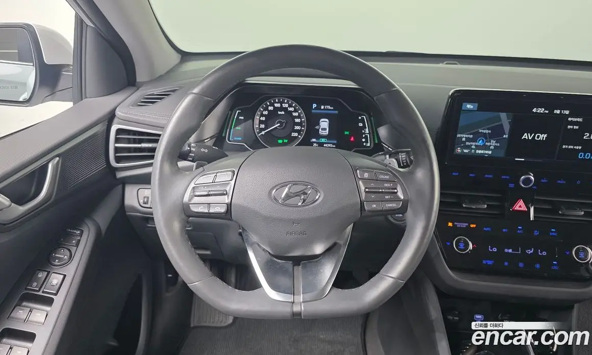 Hyundai Ioniq 2019 1.6 автомат (гидро), фото 20 Hyundai Ioniq 2019 1.6 автомат (гидро), фото 20