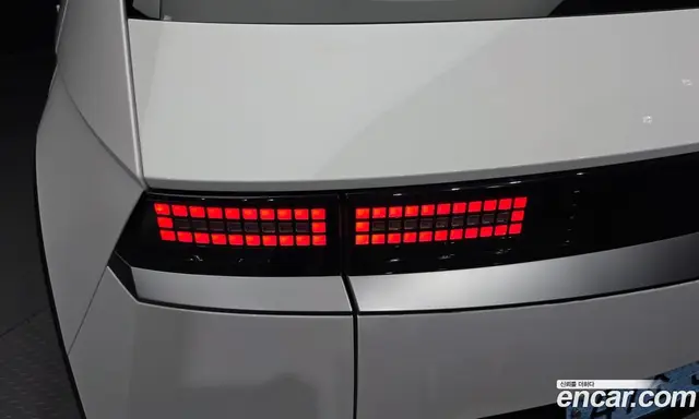 Hyundai Ioniq 5 2023 0.1 автомат (гидро), миниатюра 9