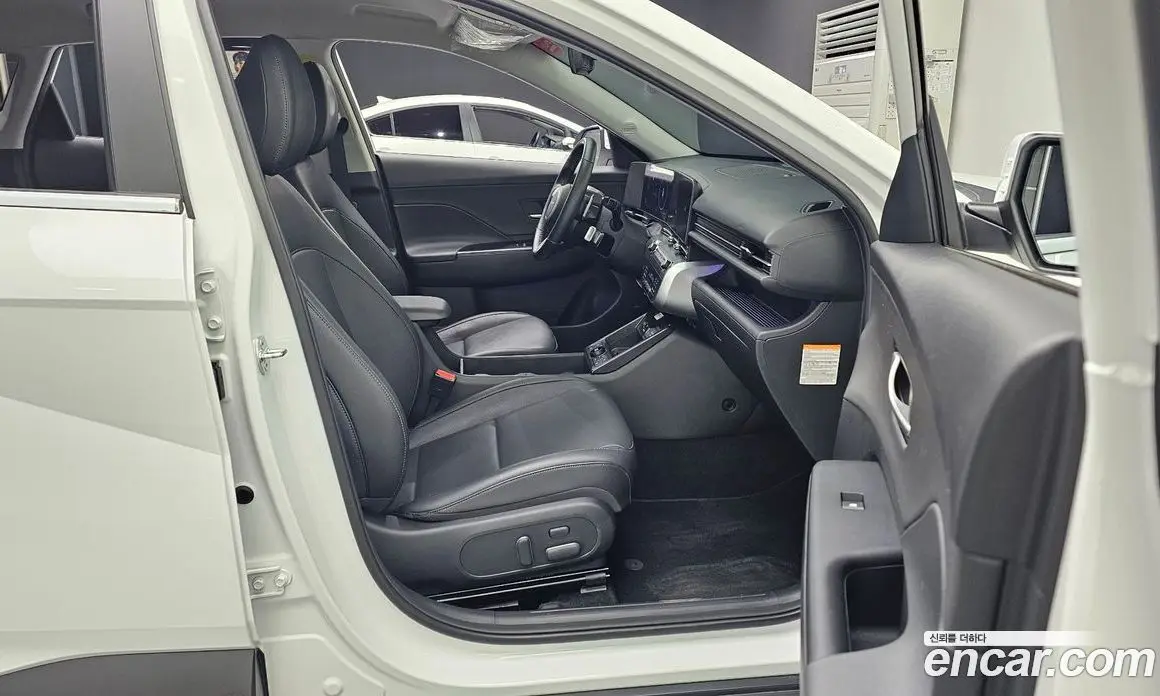 Hyundai Kona 2024 1.6 автомат (гидро), фото 13 Hyundai Kona 2024 1.6 автомат (гидро), фото 13
