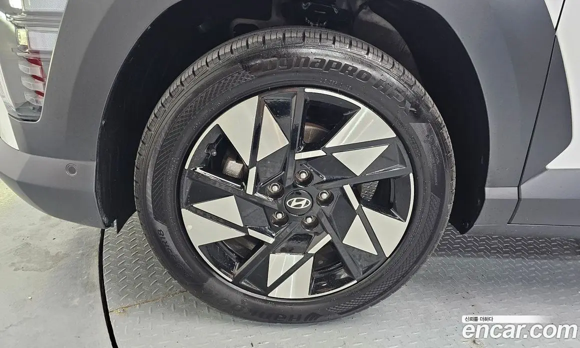 Hyundai Kona 2024 1.6 автомат (гидро), фото 5 Hyundai Kona 2024 1.6 автомат (гидро), фото 5