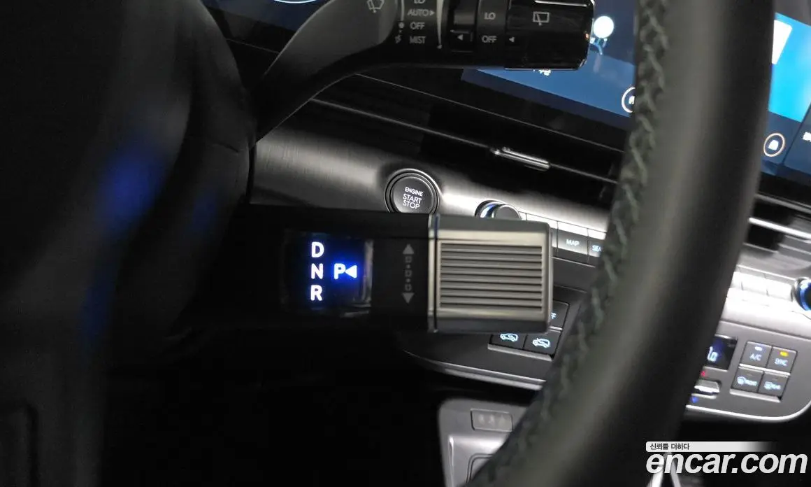 Hyundai Kona 2025 1.6 автомат (гидро), фото 12