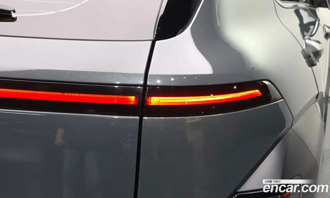 Hyundai Kona 2025 1.6 автомат (гидро), фото 9