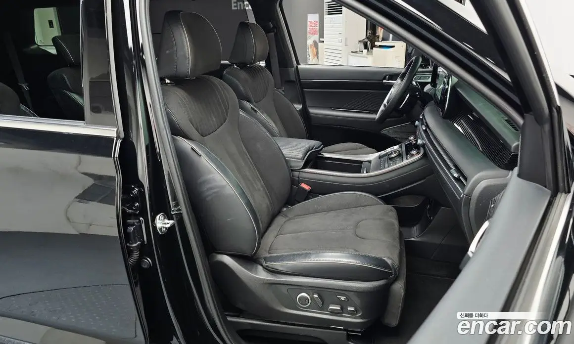 Hyundai Palisade 2023 3.8 автомат (гидро), фото 18