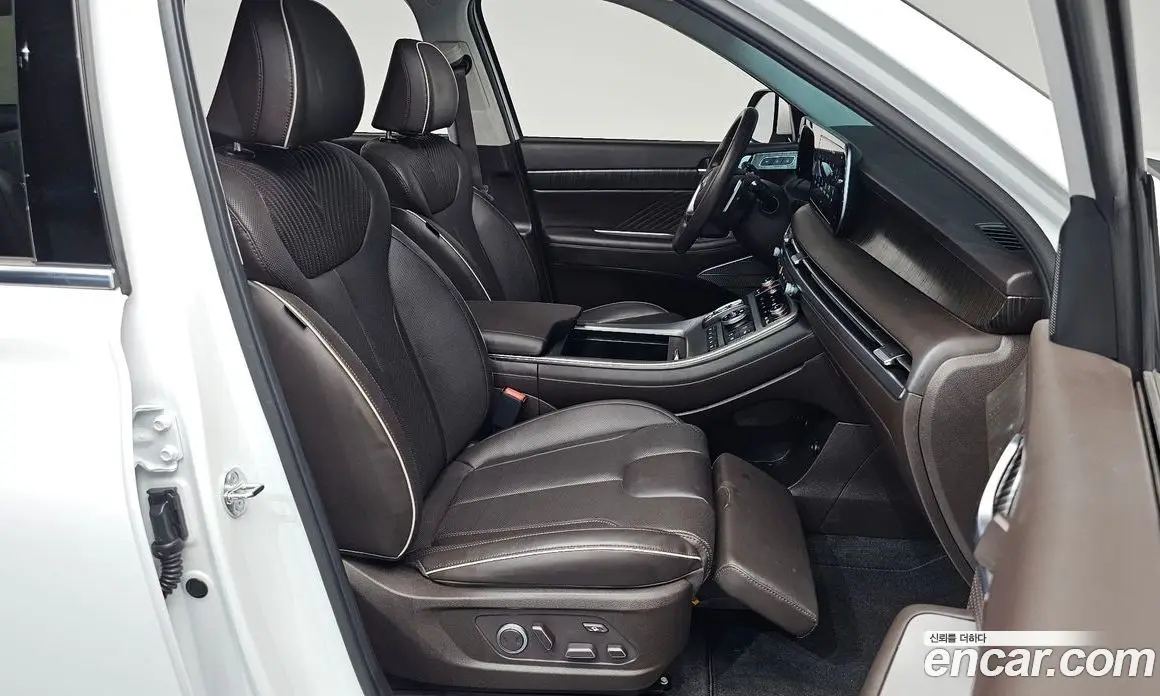 Hyundai Palisade 2024 2.2 автомат (гидро), фото 15