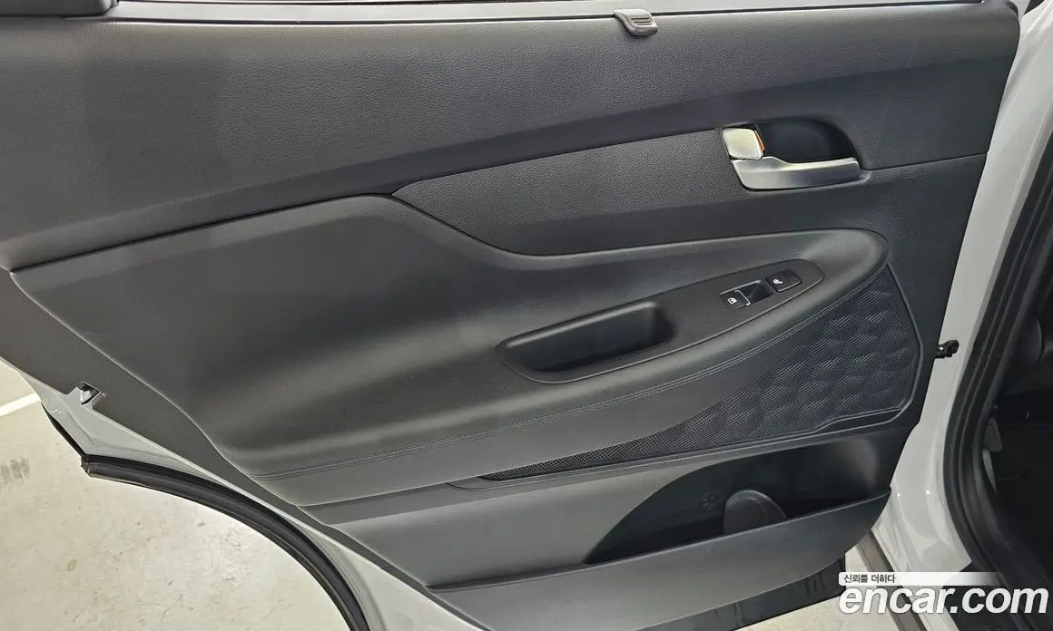 Hyundai Santa Fe 2022 2.2 автомат (гидро), фото 15 Hyundai Santa Fe 2022 2.2 автомат (гидро), фото 15