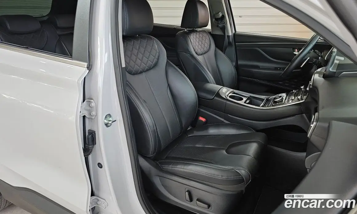 Hyundai Santa Fe 2022 2.2 автомат (гидро), фото 16 Hyundai Santa Fe 2022 2.2 автомат (гидро), фото 16