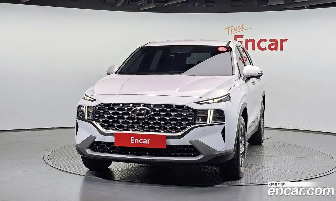 Hyundai Santa Fe 2023 2.5 автомат (гидро), фото 3