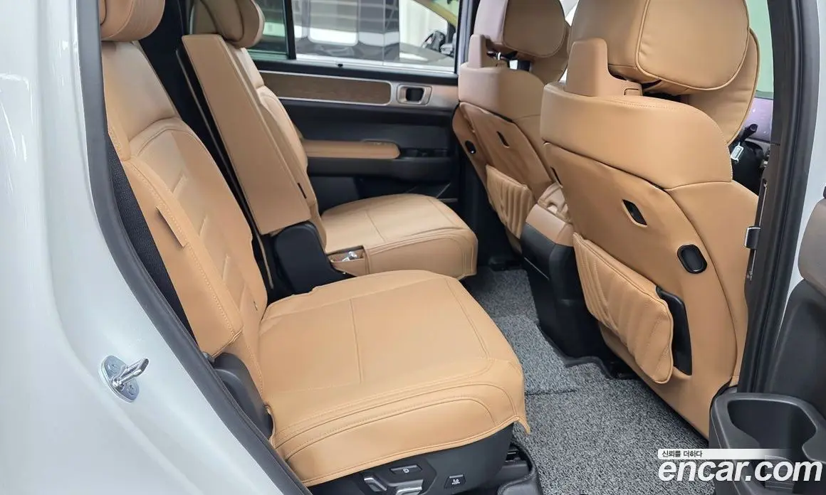 Hyundai Santa Fe 2025 1.6 автомат (гидро), фото 17