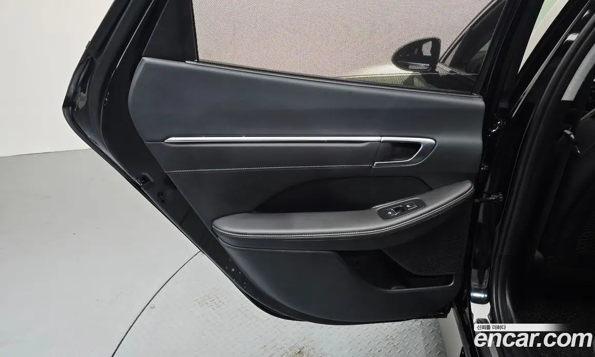 Hyundai Sonata 2022 2.0 автомат (гидро), фото 15